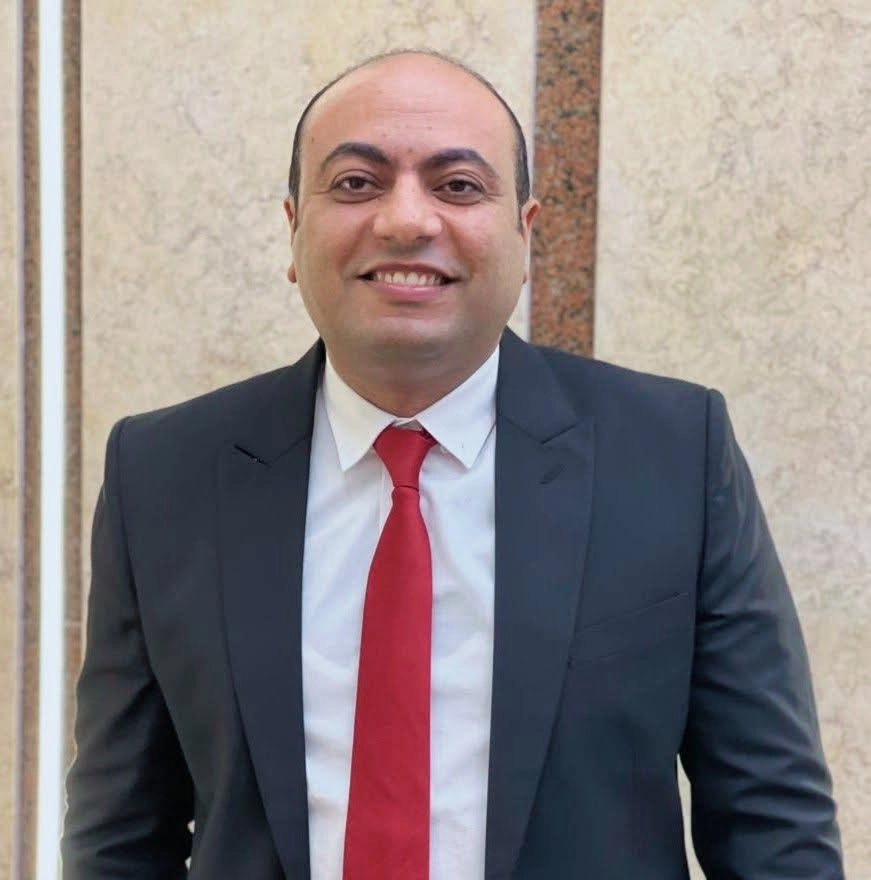 دكتور اسماعيل حامد استشاري جراحة اوعية دموية و قسطرة تداخلية