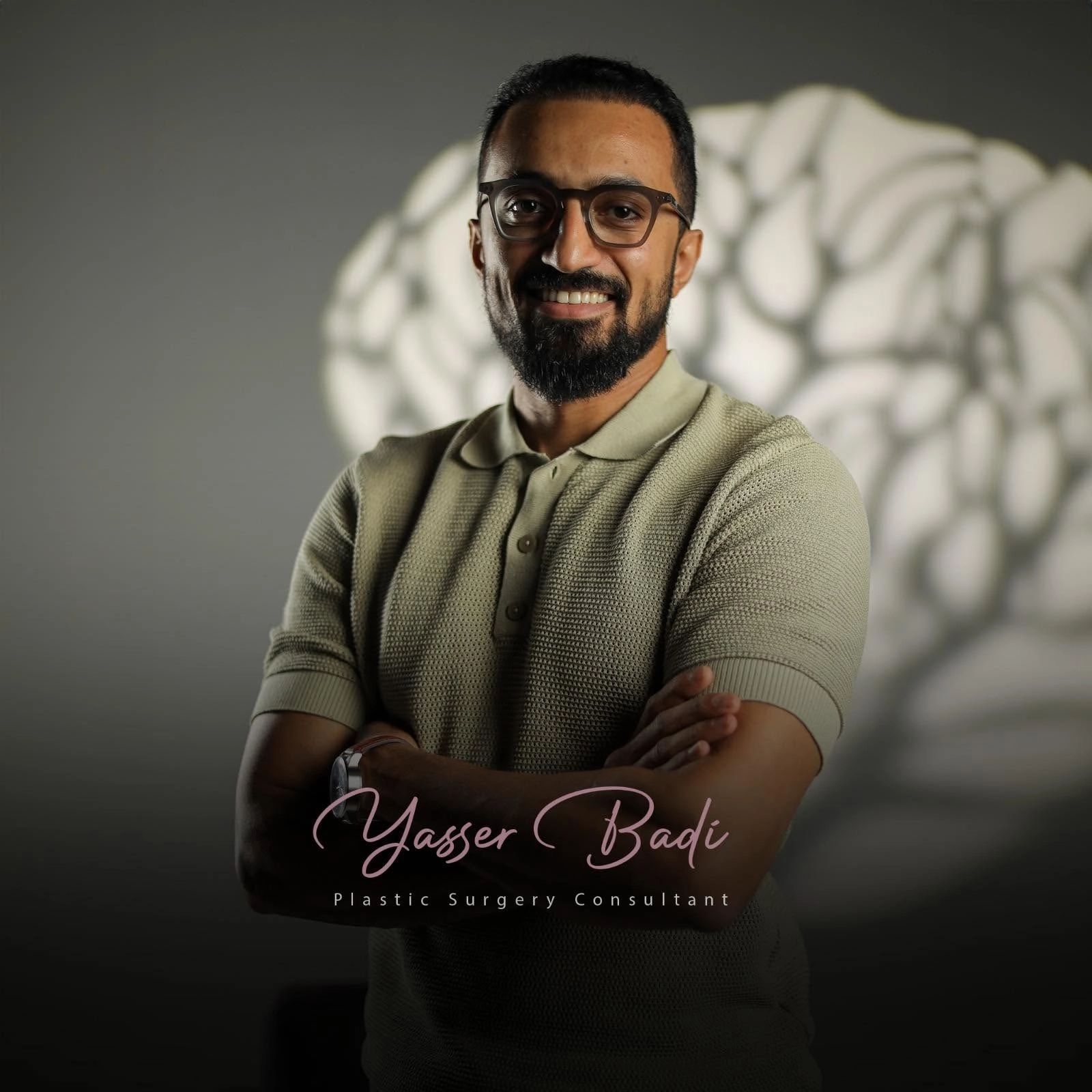 دكتور ياسر بادى استشاري جراحات التجميل