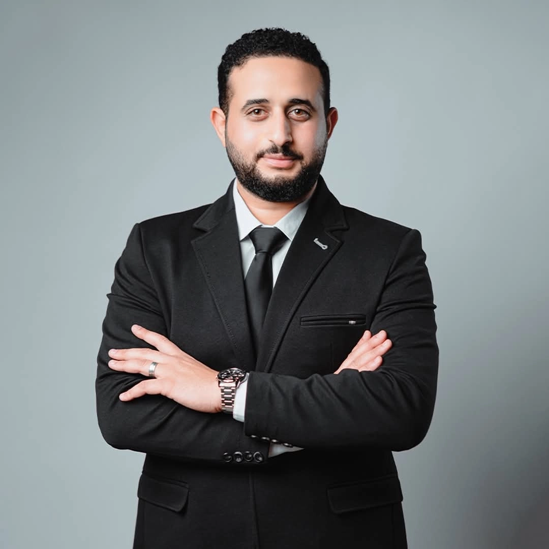 دكتور السيد الشناوي اخصائي جراحة العظام والمناظير