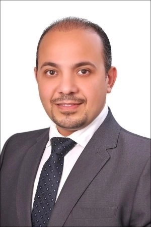 دكتور محمود سعيد دهب استشاري القلب و الاوعية الدموية