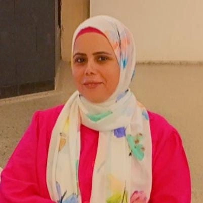 دكتورة أمينة إسماعيل اخصائي تنمية مهارات