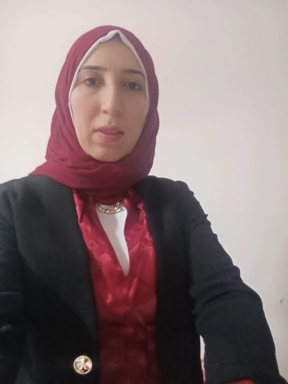 دكتورة غادة عرفات الصعيدى استشارى جراحة مخ و اعصاب