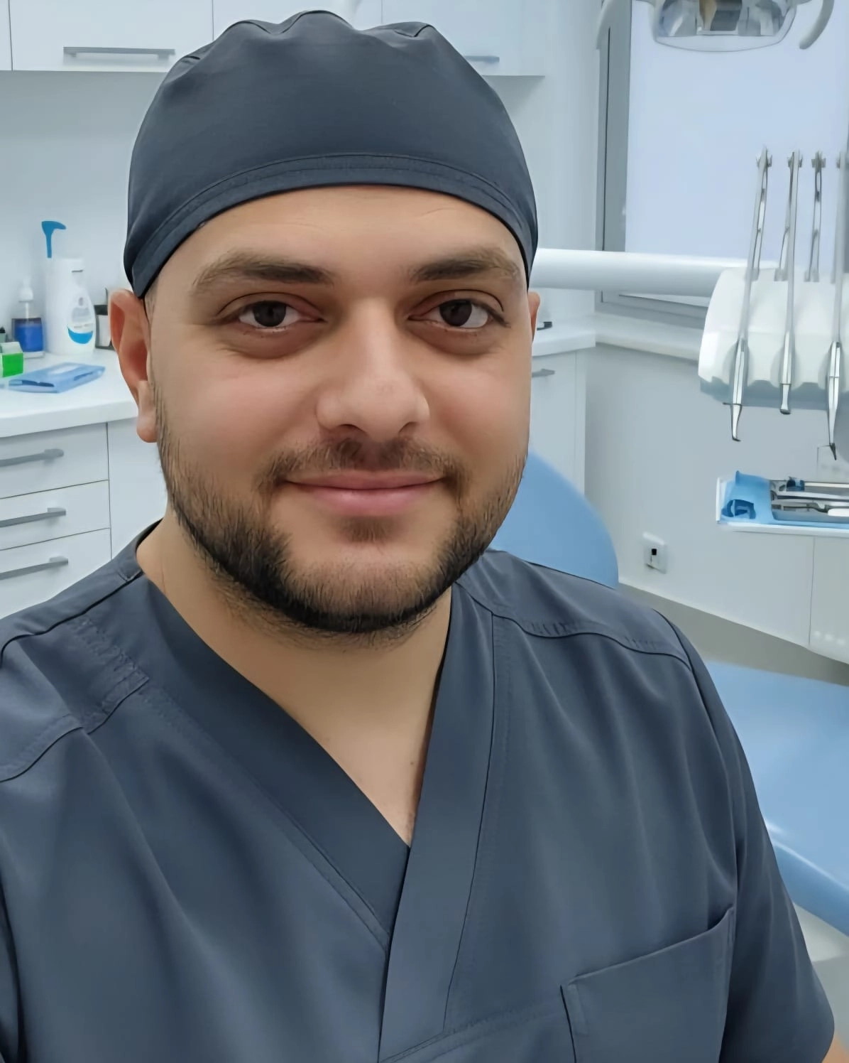 لولي لطب وتجميل الأسنان  دكتور مصطفى حبشي