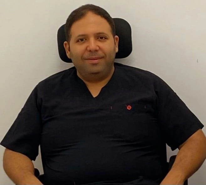 دكتور برهان سيد عبد المجيد استشاري عظام عيادات CMC