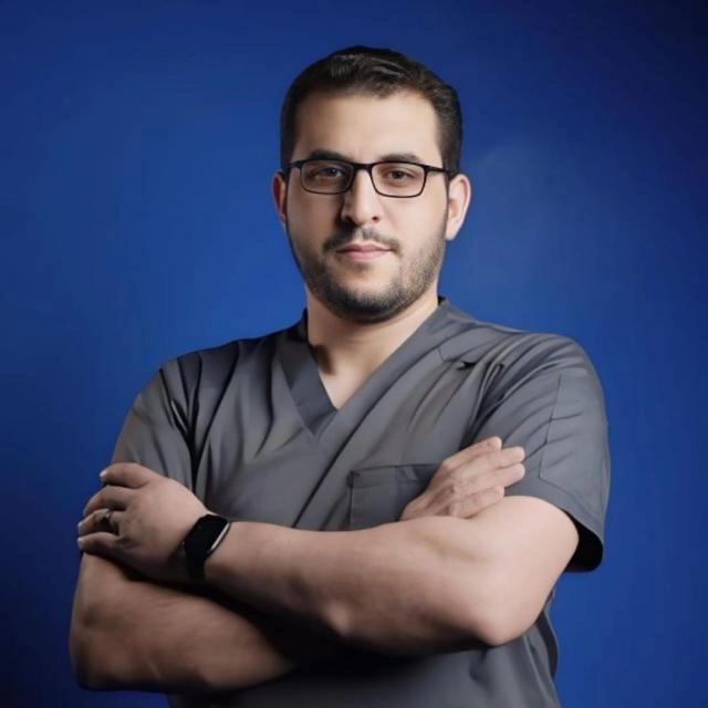 دكتور محمد طلعت أخصائى نساء وتوليد وحقن مجهري