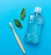اصنع بنفسك غسول فم طبيعي معقم و مطهر والتخلص من رائحة الكريهة