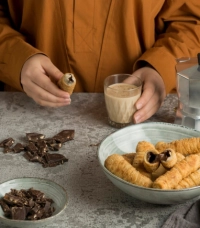 الإفراط في تناول الكنافة فى هذه الوقت  يسبب الإمساك؟