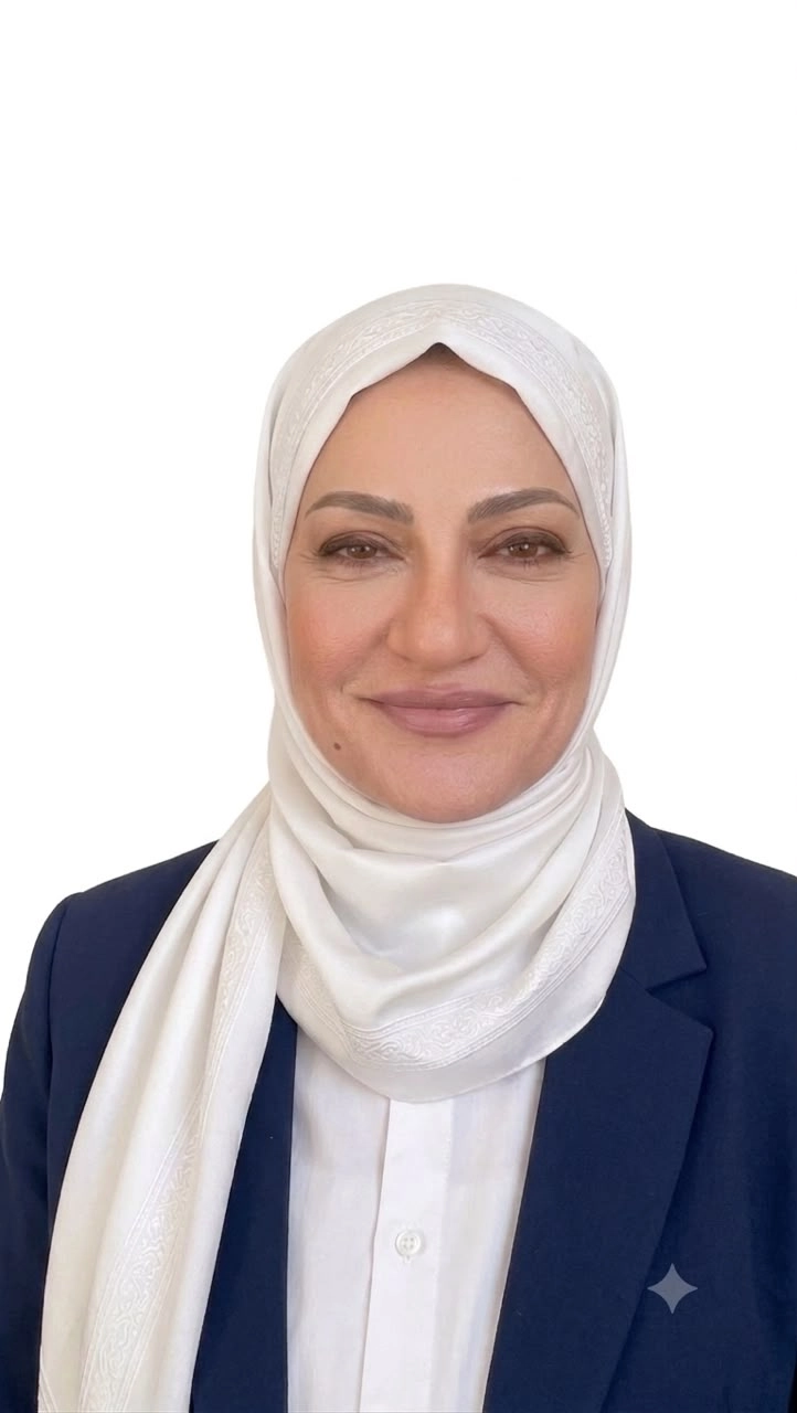 دكتورة رحاب حلمي استشارية تربوية وبناء العلاقات الأسرية وتعديل السلوك
