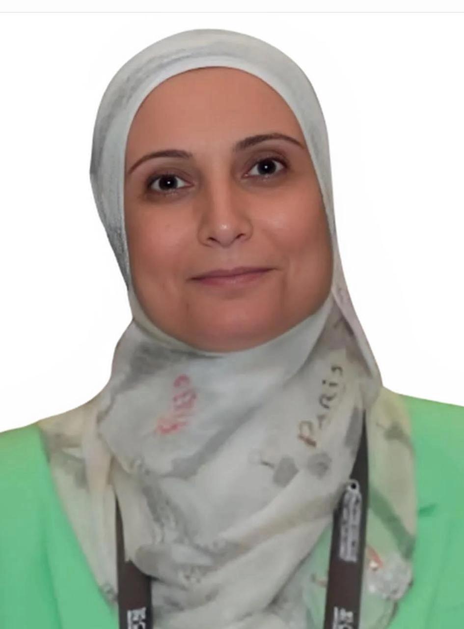 دكتورة مايسة عبد الوهاب استاذ جراحة الاوعية الدموية