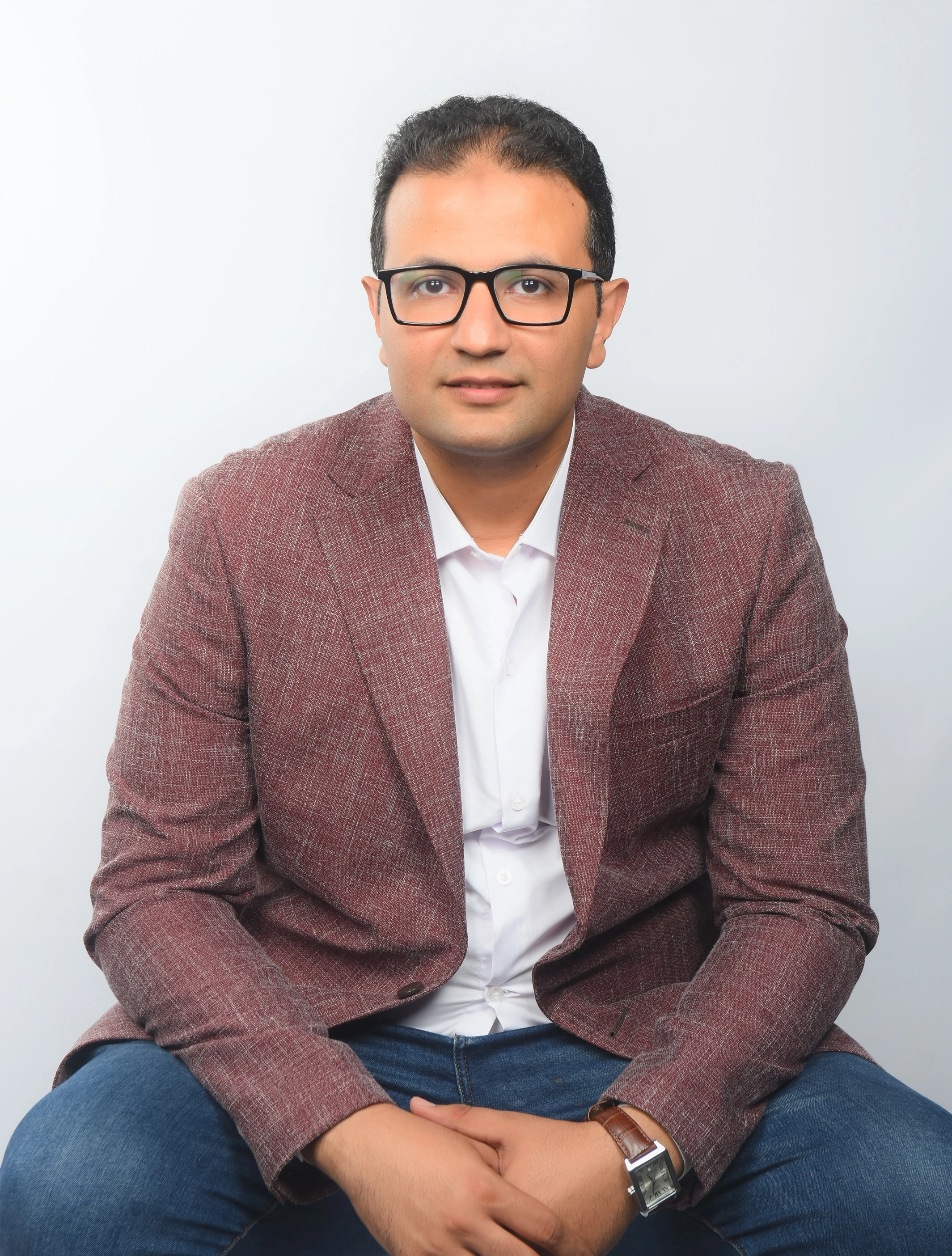 Dr. Mustafa Gawish, Consultant Breast Cancer Surgeon