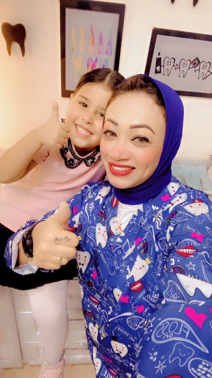دكتورة مى محمد ابو زيد ماجيستير تركيبات ثابتة