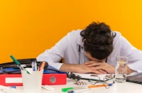 مشاكل الدراسة عند المراهقين وطرق حلّها
