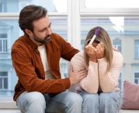 أسباب اكتئاب الزوجة المستمر وطرق علاج 