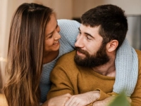  ازاي افتح مواضيع وحديث مع زوجى حبيبي ؟