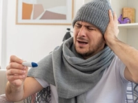 علاجات مذهلة للتخلص من صداع الزكام ونزلات البرد