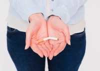 The harms of smoking on pregnant women in the first month