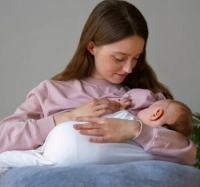 اعراض الحمل للمرضع بدون دوره وأثناء الرضاعة