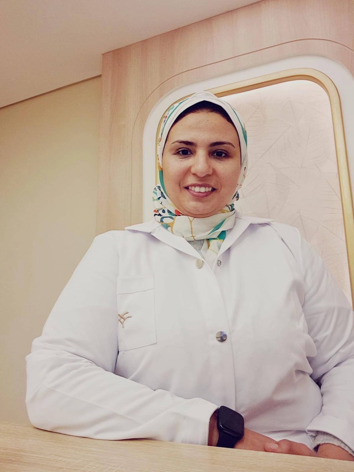 دكتورة نهال نبيل اخصائية النساء والتوليد