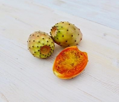 Benefits of prickly pear for hair in the summer A comprehensive guide to protecting your hair from heat.