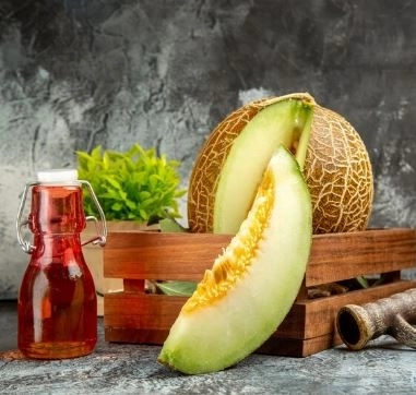 الكنتالوب لشعر ناعم وصحي في الصيف: فوائده وطريقة استخدامه