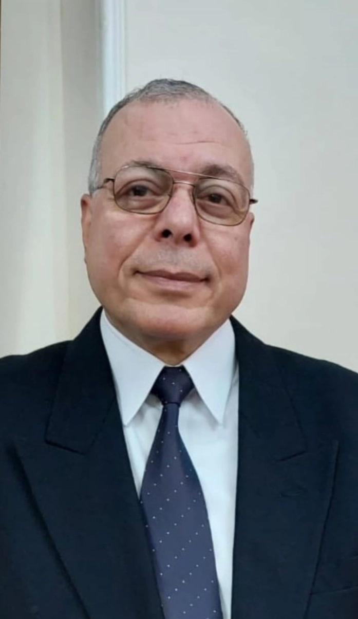 دكتور ناصر محمد عبد الله أستاذ الكبد والجهاز الهضمى
