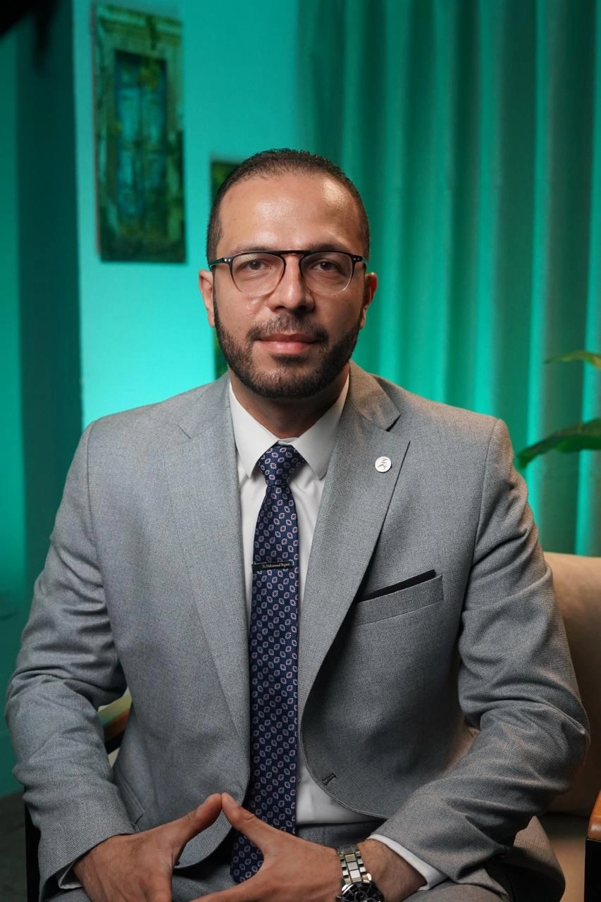 دكتور محمد رفعت إستشاري الجراحة العامة والاورام