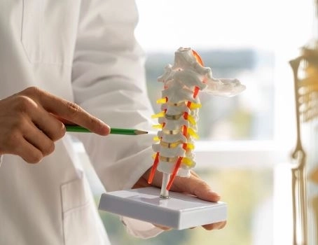 ما هو تحليل HLA-B27؟ ولماذا يُطلب للكشف عن التهاب الفقار والمفاصل