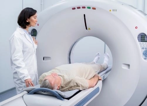 أشعة PET لفحص الأورام ما الذي تظهره بدقة