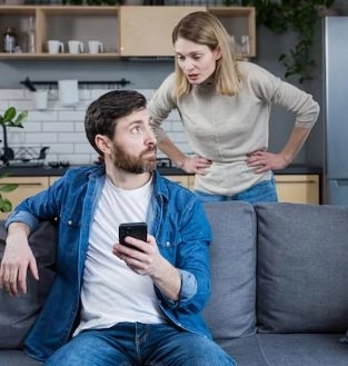 كيف تتحكمين في غيرة السلايف وتبني علاقة قوية ومستقرة مع زوجك