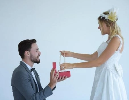 هل الزواج من أجنبي مناسب لكِ؟ تعرفي على مميزاته وعيوبه قبل اتخاذ القرار