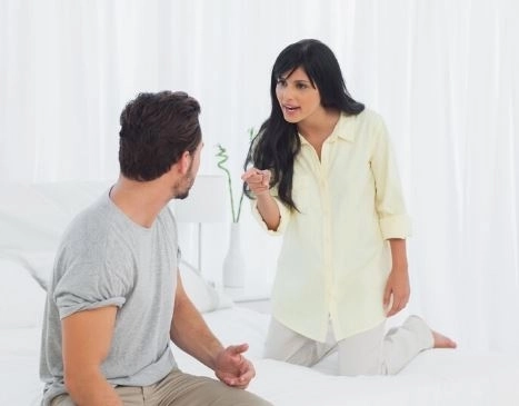 لما الزوج يطرد زوجته كيف تتصرف الزوجة بحكمة