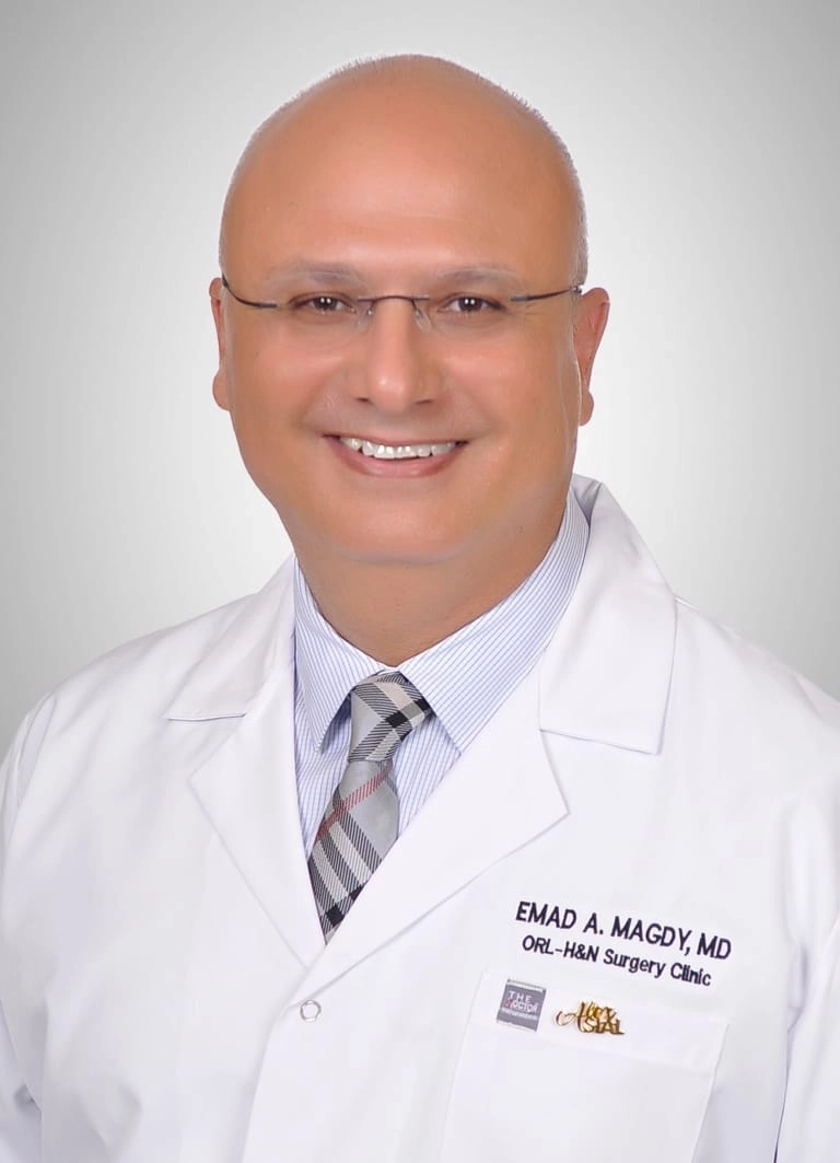 دكتور عماد احمد مجدى أستاذ الانف والاذن والحنجرة