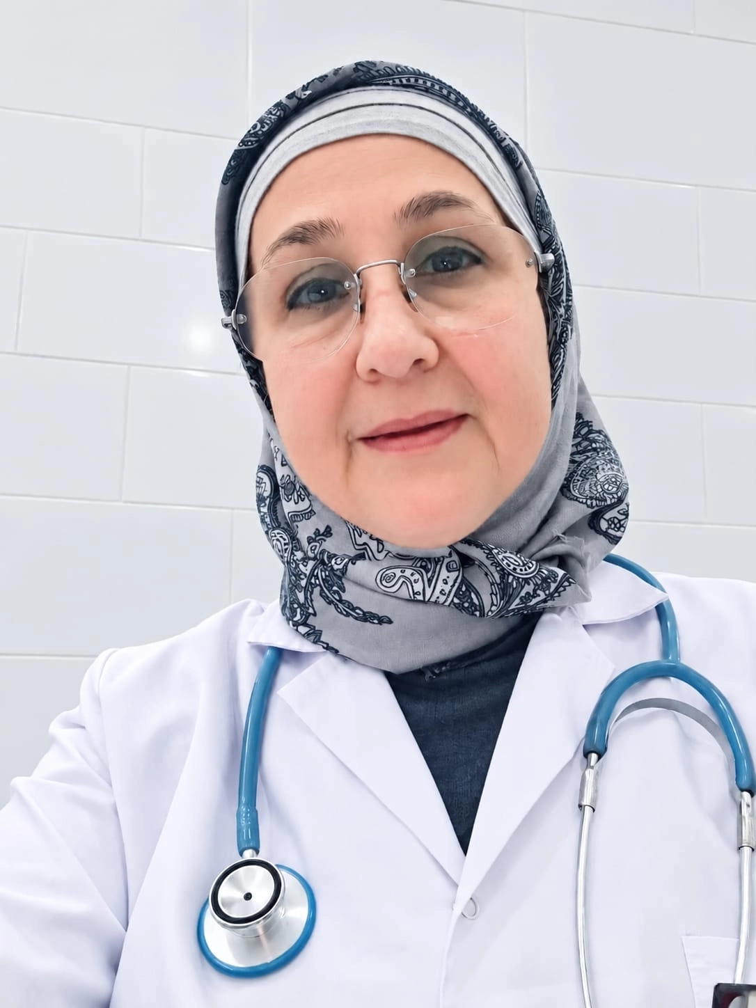 دكتورة سحر فاروق إستشاري اطفال و حديثى الولادة