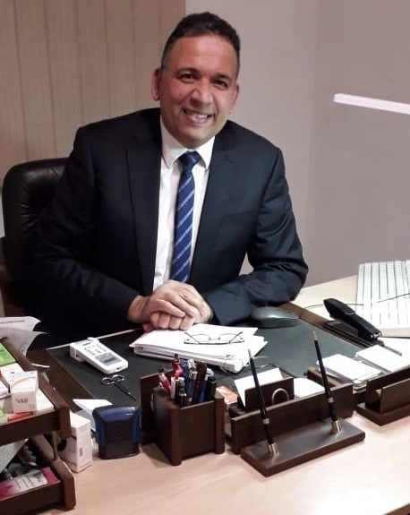 دكتور ايليا بدارى استشاري طب وجراحة العيون