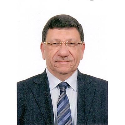 أ د  مصطفى احمد همام استاذ امراض جلدية و تناسلية