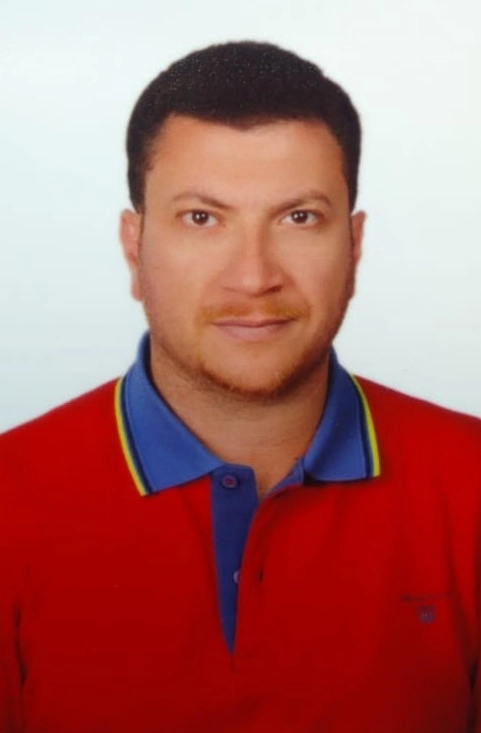 Dr. Mahmoud Al-Naanaei, Head of the Plastic