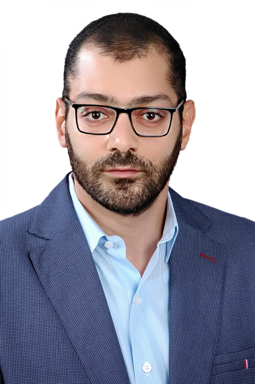 دكتور حسن على الخانكى إستشاري جراحة عامة واورام