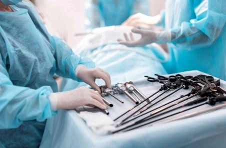 جراحة المناظير المتقدمة وعلاج العقم للزوجين
