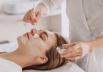 التجميل والليزر: أحدث التقنيات والعلاج مع د علي حمدان عمر