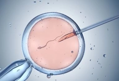  الحقن المجهري وجراحات المناظير في علاج تأخر الإنجاب