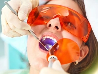 حشوات الأسنان التجميلية وأهميتها مع دكتورة نهى صدقي
