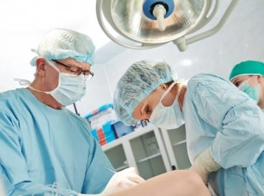 جراحات أورام الثدي التجميلية والتكميلية