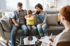 الاستشارات النفسية والأسرية مع المعالج النفسي أحمد إبراهيم نايل