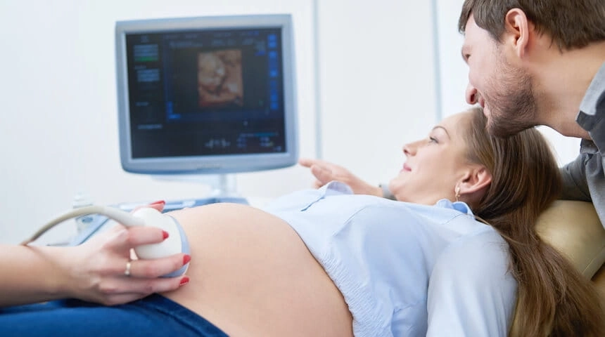 متابعة المضاعفات المرتبطة بالحمل مع دكتور سامر ماجد شكري