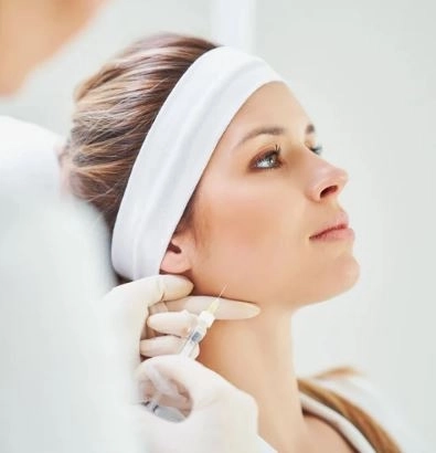 تجميل البشرة: أسرار النضارة والعناية مع ايفا كلينيك تجميل البشرة: أسرار النضارة والعناية مع ايفا كلينيك