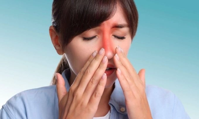 علاج الجيوب الأنفية: أحدث الطرق الطبية مع دكتور عمرو خليف