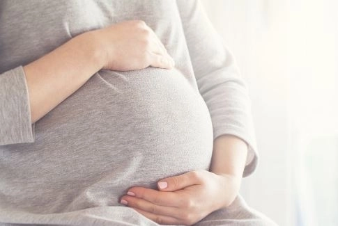 الولادة القيصرية التجميلية مع دكتورة ياسمين رجب الولادة القيصرية التجميلية مع دكتورة ياسمين رجب