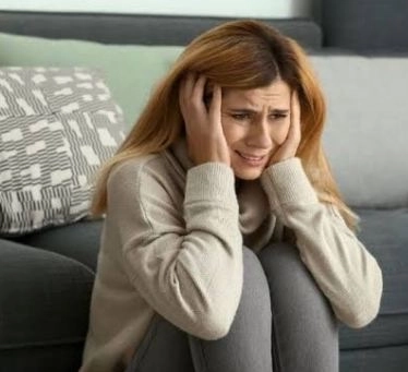 الفارق بين القلق الطبيعي والاضطراب النفسي مع دكتور كمال الفوال 