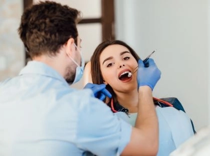 علاج اللثة وأهميته للحفاظ على صحة الفم والأسنان مع دكتورة نرمين الرطبى علاج اللثة وأهميته للحفاظ على صحة الفم والأسنان مع دكتورة نرمين الرطبى