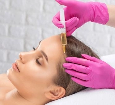 إعادة نضارة البشرة بأحدث تقنيات الجلدية والتجميل مع دكتور علاء نبيل